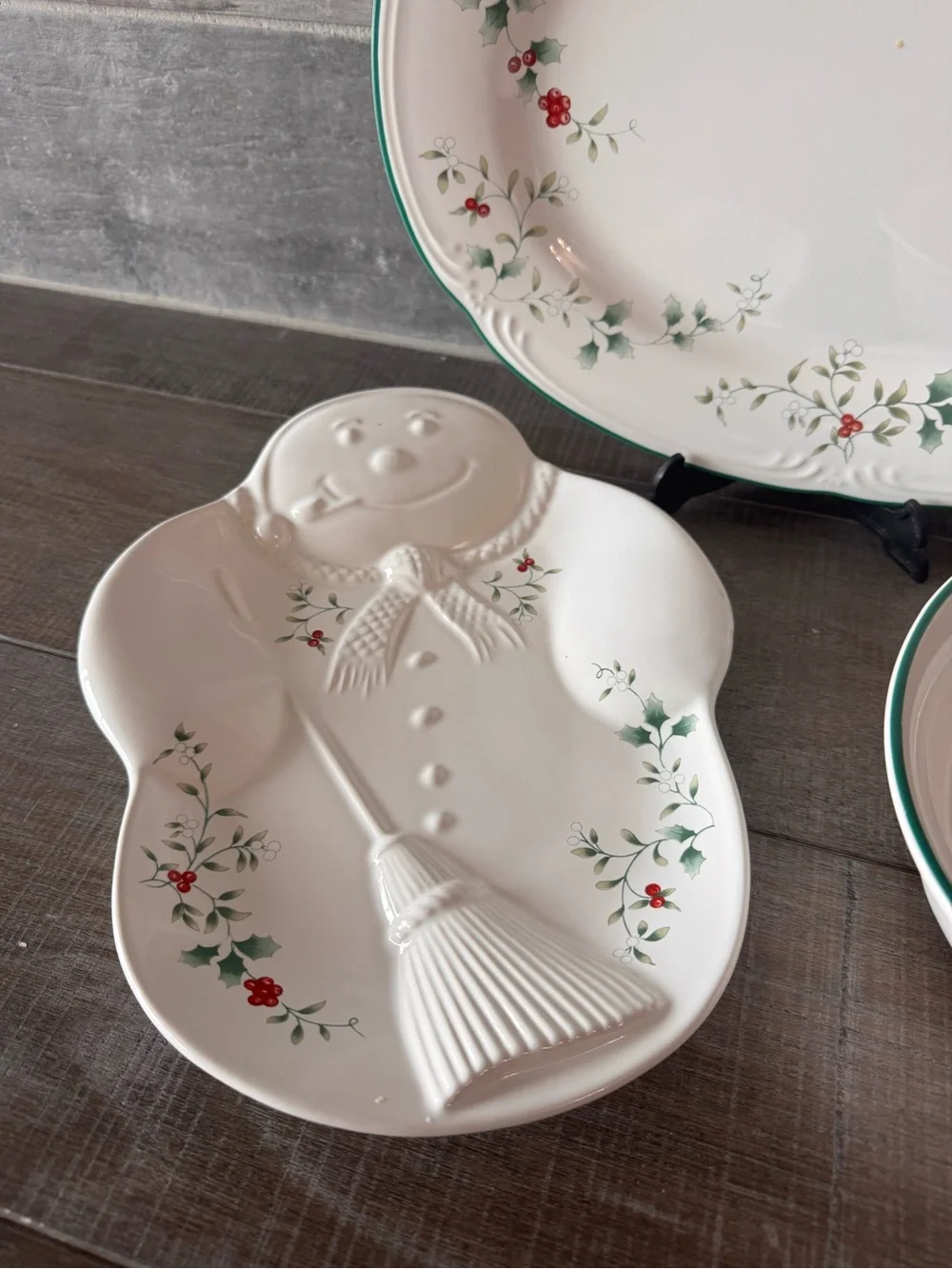 Pfaltzgraff Winterberry Christmas Serving Tray Serving Bowl & Candy Dish (3pcs)